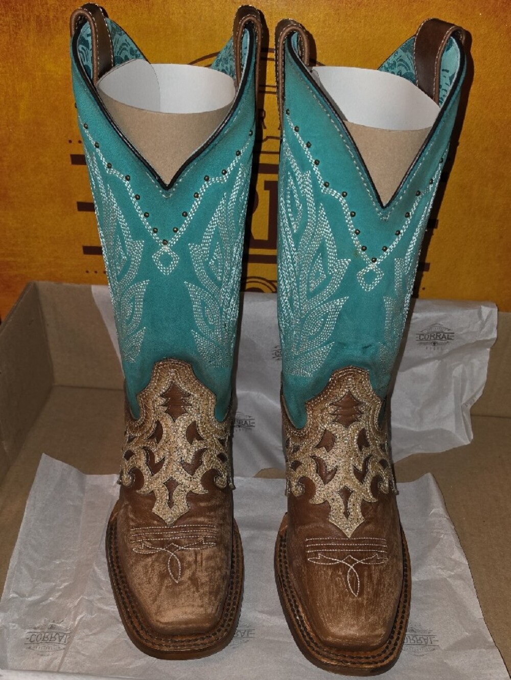 Corral Turquoise & Brown Western Embroidered Boots - Picture 2 of 5